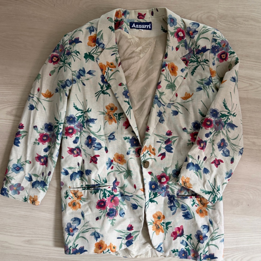 Vintage Cream Floral Blazer by Azzurri